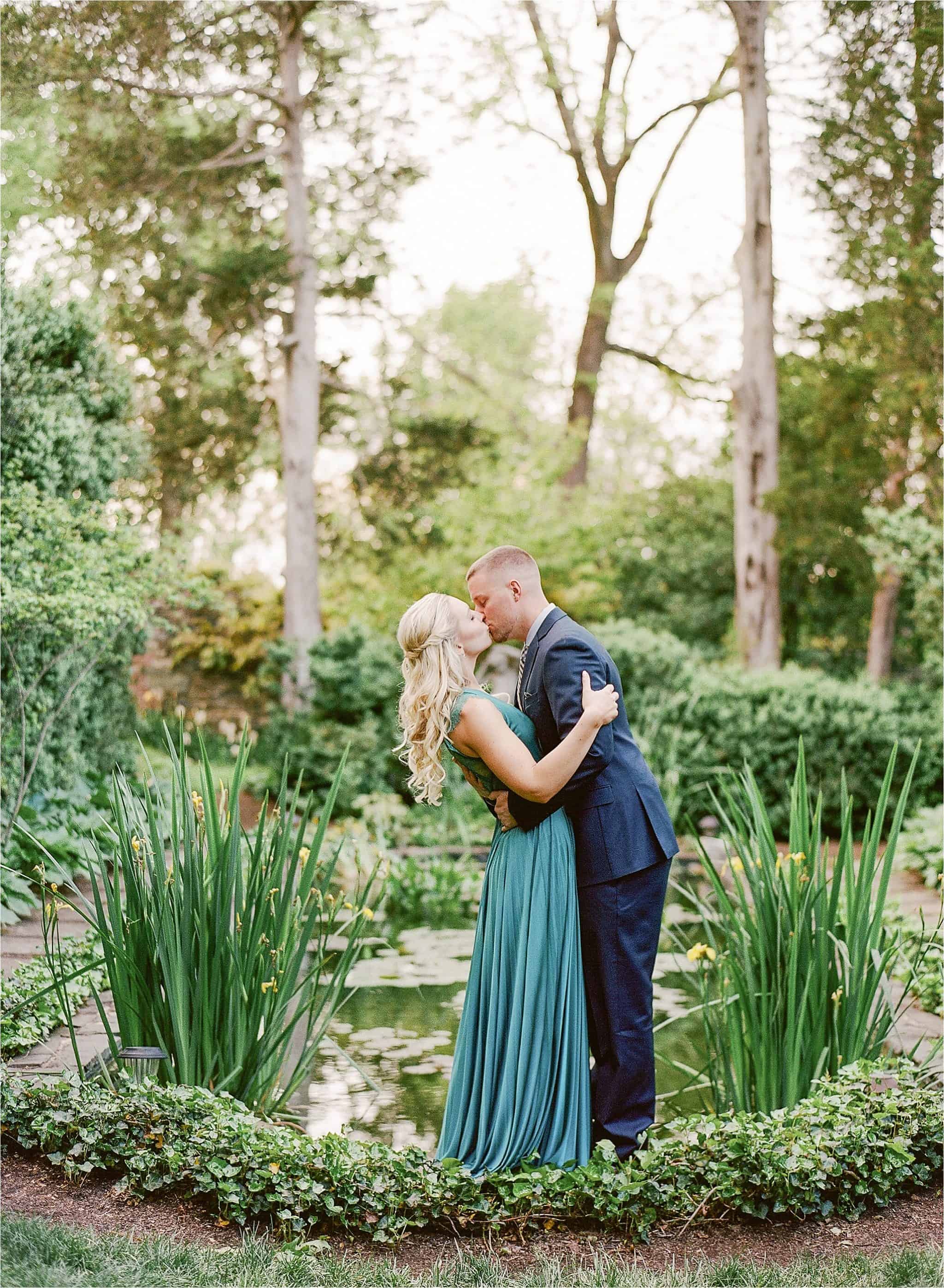 oatlands plantation leesburg virginia engagement portraits