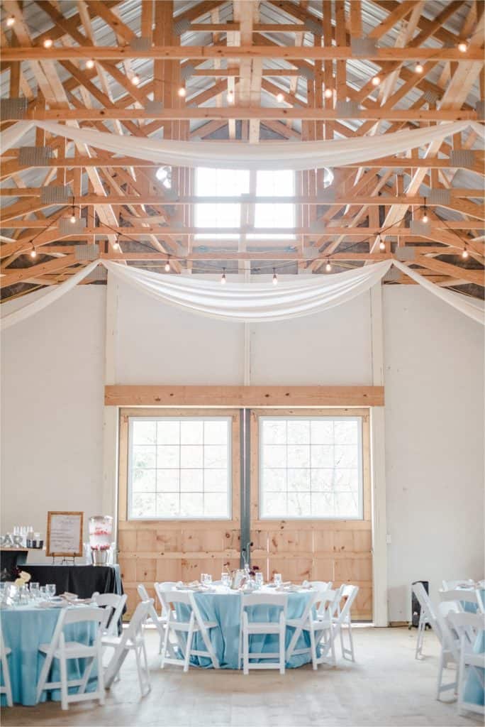Fall Woodlawn Estate wedding in Maryland photographed by Amanda Adams Photography